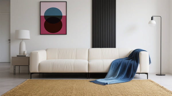 Overlapping Circles for Minimalist Style Rooms.