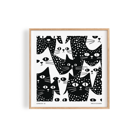 Beautiful minimalist cat illustration in a playful black and white design, perfect for Japandi-inspired interiors
