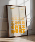 Posters Bauhaus featuring yellow geometric half circles on a cream background.