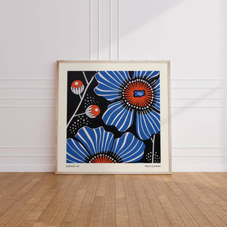 Bold floral flowers prints ideal for modern living room wall decor