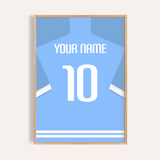 Camiseta de fútbol personalizada - Azul claro con rayas blancas en las mangas — wooden-frame main image