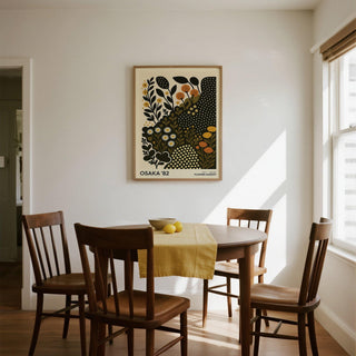 Daisy art wall print with retro botanical composition.