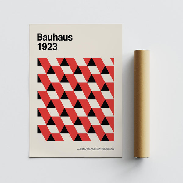 Close-up of repeating pattern in archival Bauhaus pictures.