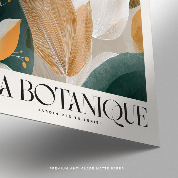 Wall art with leaves in modern minimalist botanical design