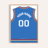 Individuelles Basketballtrikot – Blau mit roten und gelben Abschlüssen — wooden-frame main image