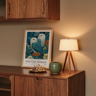 Detailed William Morris owl duo surrounded by stylized plants – Wall Art Unique.