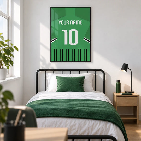 Maglia da calcio personalizzata - verde con righe nere e bianche sulle maniche