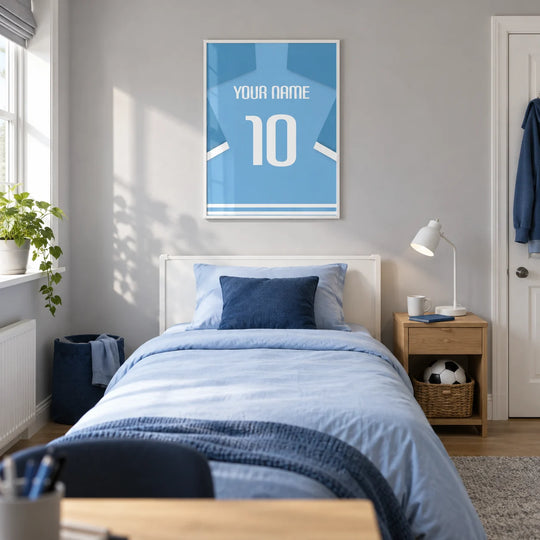 Individuelles Fußballtrikot – hellblau mit weißer Nummer