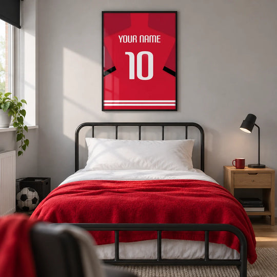 Individuelles Fußballtrikot – rot mit schwarzem Ärmelstreifen