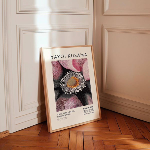 Pink floral details shown in expressive pictures living room wall theme