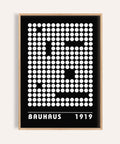 Art mural numérique avec des motifs à pois inspirés du Bauhaus