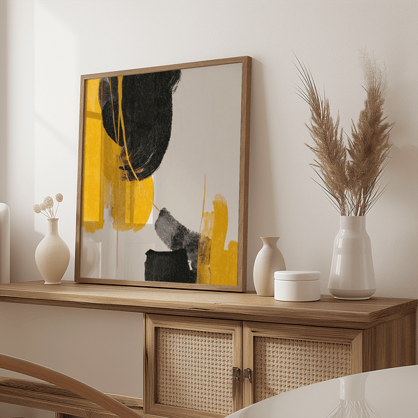 Art abstrait audacieux noir et jaune utilisant le jaune et le noir, idéal pour une impression artistique dans une salle d'étude.