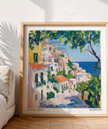 Village italien à flanc de falaise sous un ciel lumineux, présenté dans Positano Art.