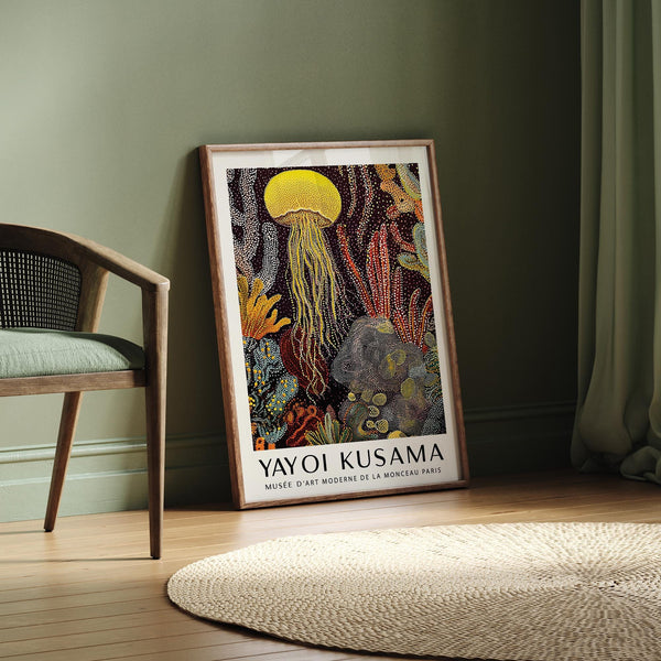 Affiche représentant des méduses avec des éléments stylisés abstraits sur le thème de l'océan.