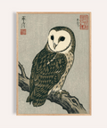 Impression artistique représentant un hibou japonais dans les tons gris, vert et marron, pour décorer les murs de votre salon.