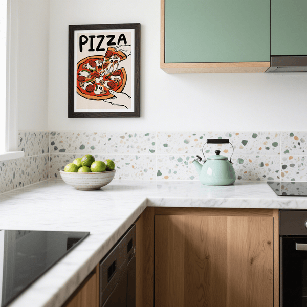 Impression artistique représentant une pizza dans une cuisine moderne avec des détails rouges et noirs