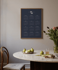 Impression artistique « Calendrier minimaliste » en bleu et blanc pour un bureau minimaliste