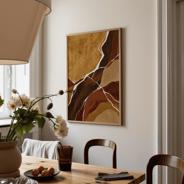 Impression murale artistique abstraite aux tons terreux, dans les tons beige, rouge et orange, pour le salon.