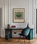 Affiche décorative Bauhaus aux lignes épurées et aux contrastes marqués