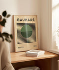 Affiche d'art moderne Bauhaus encadrée pour les intérieurs contemporains