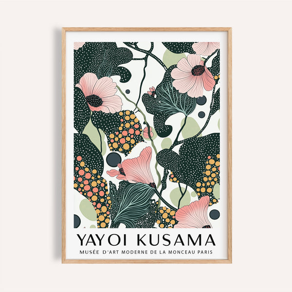 Décoration murale avec des fleurs roses inspirée par Yayoi Kusama