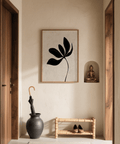 Art mural botanique minimaliste, palette de couleurs beige et noir discret pour impression dans l'entrée