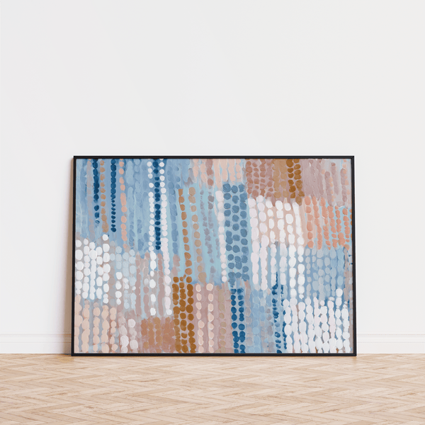 Impression artistique abstraite aux couleurs pastel bleu et rose, avec des tons apaisants de bleu, rose et beige, idéale pour un couloir.