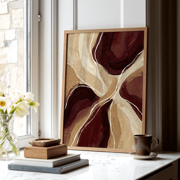 Teintes brunes et rouges dans une reproduction d'art abstrait organique pour décorer les murs d'un couloir