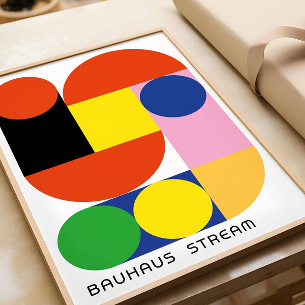 Sticker mural géométrique unique aux lignes épurées et symétriques