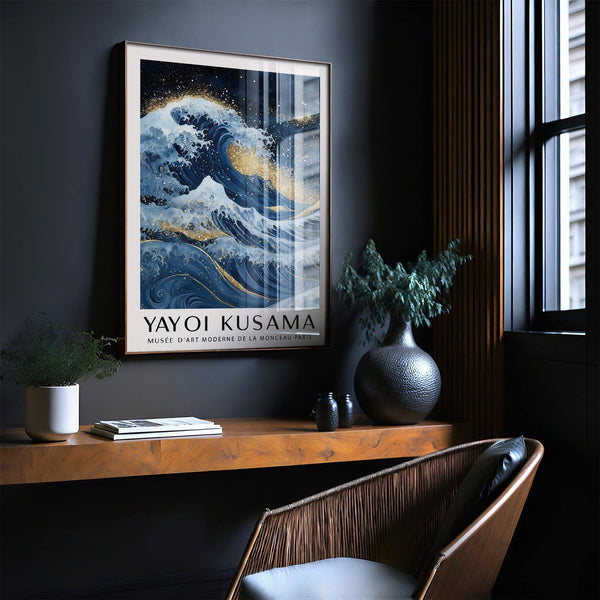 Décoration murale audacieuse bleu et or pour intérieurs modernes