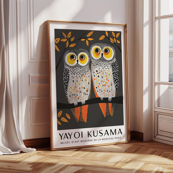 Quadro con gufo incorniciato per interni contemporanei