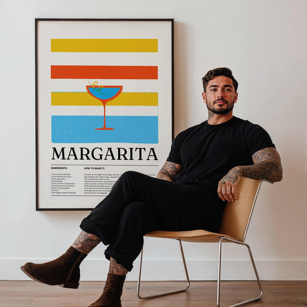 Poster luminoso e vivace con la ricetta del Margarita, con spicchio di lime e tonalità arancioni.