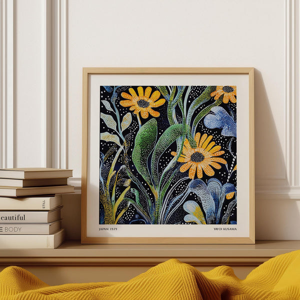 Audace stampa floreale giapponese con motivi botanici ispirati a Kusama.