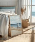 Decorazione da parete con barca a vela sulla spiaggia nei colori blu e bianco costieri per ufficio
