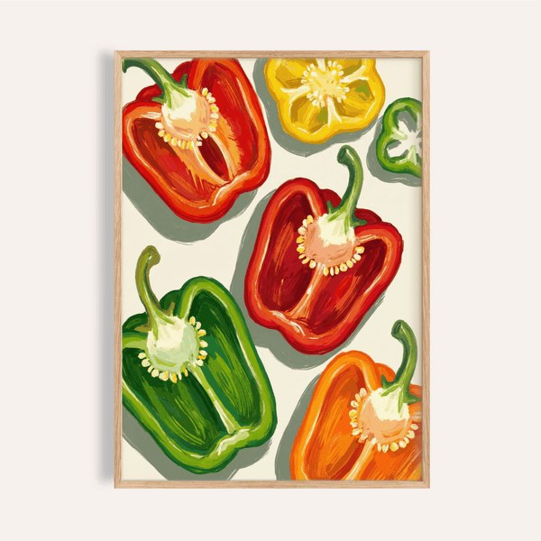 Stampa colorata con peperoni multicolori per decorare le pareti della cucina