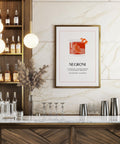 Poster del cocktail Negroni in un layout raffinato con ghiaccio e fetta d'arancia.