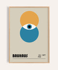 Quadro in stile Bauhaus con un disegno geometrico astratto raffigurante un occhio, ideale per interni moderni.