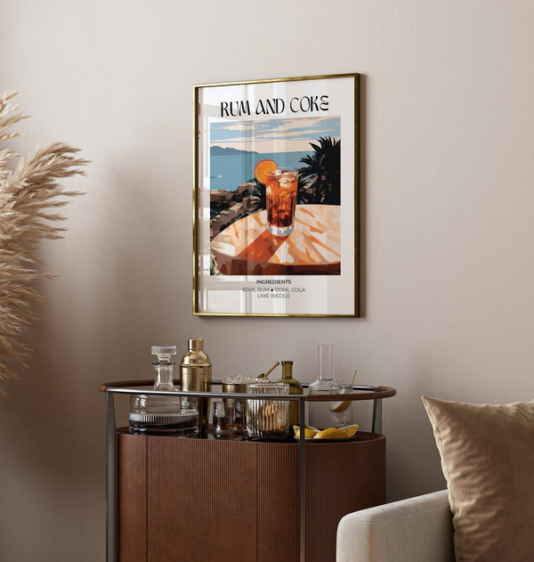 Poster audace con ricette di cocktail e elementi di design astratti