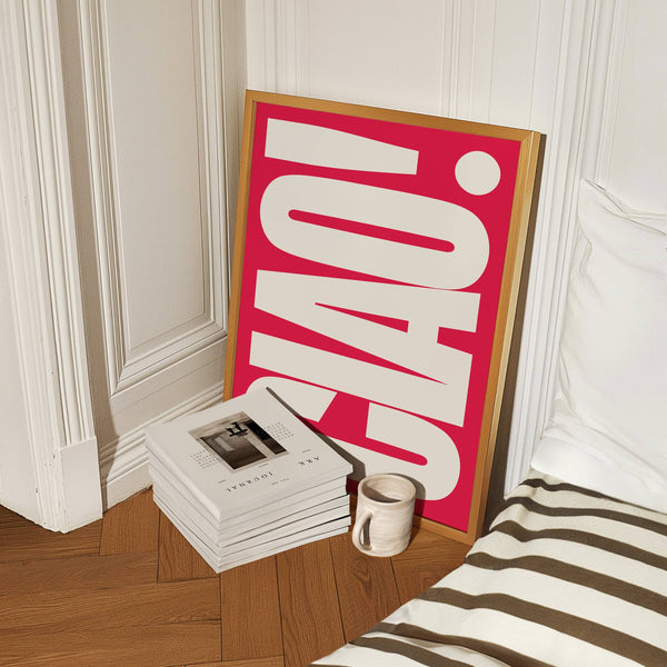 Grande testo rosso su sfondo magenta brillante