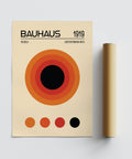 Poster astratto arancione in stile Bauhaus per interni puliti e moderni

