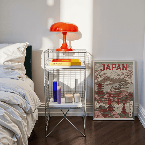 Stampa artistica giapponese raffigurante il Monte Fuji in verde e beige, ideale come decorazione murale per una sala studio.