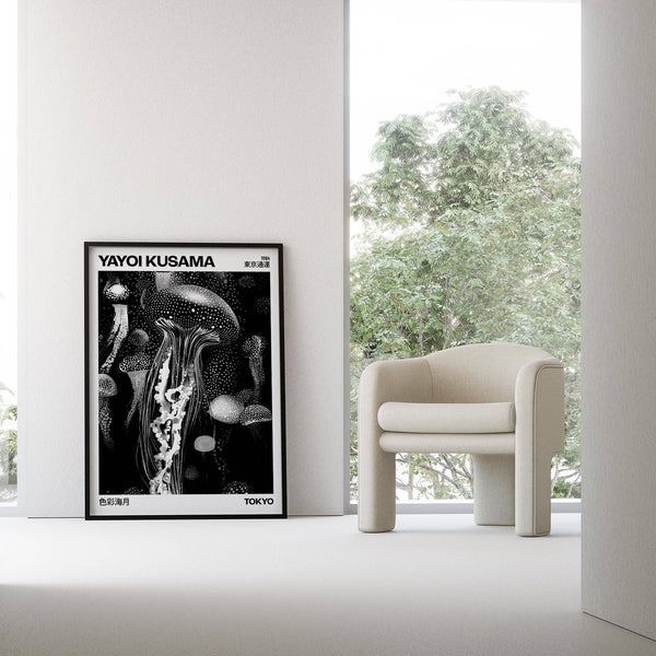 Arte ispirata alle meduse di Kusama caratterizzata da intricate linee tentacolari